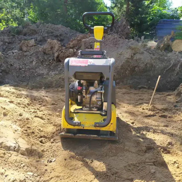 Виброплита Wacker Neuson для уплотнения основания - фото 3